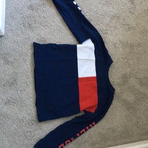 Real tommy hilfiger sweater!